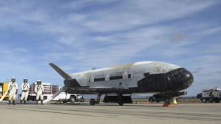 Mỹ phóng phi cơ robot thực hiện sứ mệnh bí mật