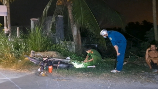 Xe khách va chạm xe máy trong đêm, một người tử vong tại chỗ