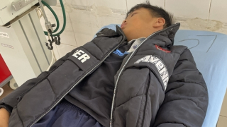 Nam sinh lớp 6 bị bạn hành hung dã man