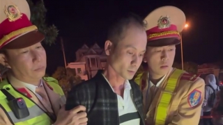 Tài xế dương tính ma túy, vi phạm nồng độ cồn "thông chốt" tông CSGT