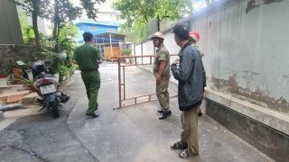 Người đàn ông 74 tuổi rơi từ tầng 11 chung cư, tử vong