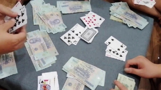 Cán bộ kiểm lâm tham gia đánh bạc bị khởi tố