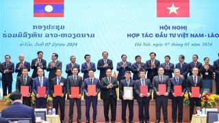Hợp tác thương mại, đầu tư Việt Nam-Lào cần có đột phá
