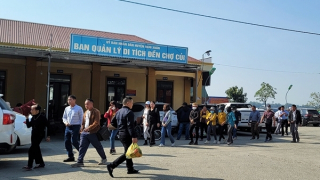 Chấm dứt việc khoán tiền công đức cho hộ gia đình tại đền Chợ Củi