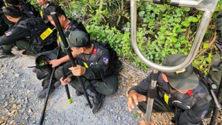 Vạch từng mét rừng tìm kiếm hung thủ giết người cướp tài sản