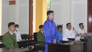 Phó giám đốc cướp ngân hàng lĩnh 4 năm tù