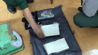 “Bọc lạ” dạt ở bờ biển Quảng Ngãi là cocain