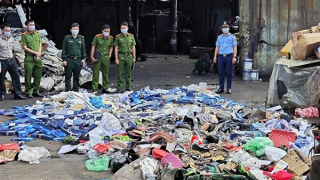 Phát hiện loạt cửa hàng tàng trữ, bày bán sản phẩm hàng hóa giả nhãn hiệu nổi tiếng