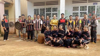 Già làng Tây Nguyên kể chuyện Tết