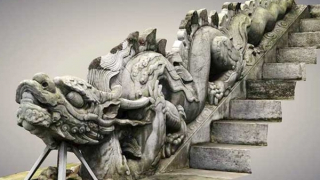 Rồng trong pháp luật thời xưa