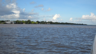 Ba thợ lặn mất tích trên sông sau tiếng nổ lớn