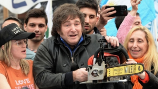 “Tuần trăng mật” đầy thách thức của Tổng thống Milei