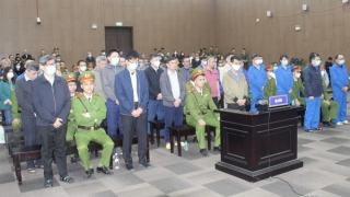 Tái thiết lòng tin trong nhân dân