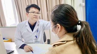 Nở rộ dịch vụ làm đẹp đón tết: Nhiều người “tiền mất, tật mang”