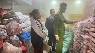 Cận Tết, thực phẩm bẩn, độc hại trà trộn thị trường