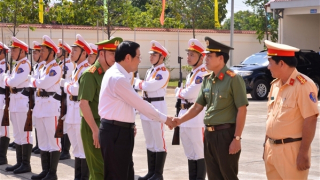 Trưởng ban Nội chính Trung ương Phan Đình Trạc thăm, làm việc tại Công an tỉnh Cà Mau