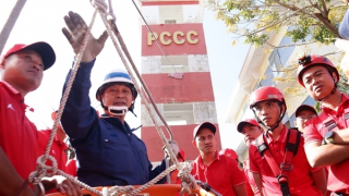 Nhật Bản chia sẻ kỹ năng chữa cháy, cứu hộ, cứu nạn với Công an Đà Nẵng