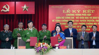 Bộ Công an và Bộ Giáo dục và Đào tạo ký kết Chương trình phối hợp về giáo dục pháp luật phòng, chống ma tuý