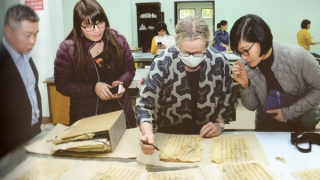 Chuyện bảo quản và “giải mật” Châu bản triều Nguyễn