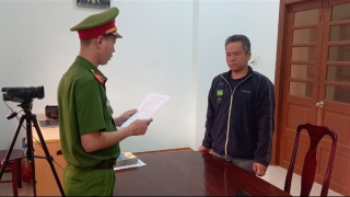 Mua hàng chục túi pháo nổ ém cùng súng săn, đạn chì