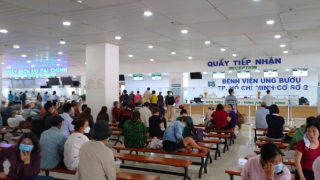 TP Hồ Chí Minh: Thưởng tết khối y tế cao nhất 100 triệu đồng, thấp vài trăm ngàn