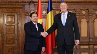 Thủ tướng Phạm Minh Chính hội kiến Tổng thống Romania Klaus Iohannis