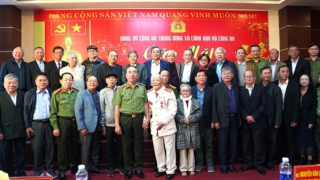 Lãnh đạo Bộ Công an gặp mặt, chúc Tết cán bộ Công an cấp cao nghỉ hưu tại Đà Nẵng