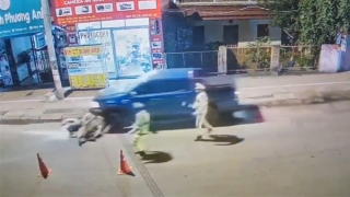 Tài xế bán tải trốn đo nồng độ cồn, tông CSGT rồi kéo lê xe tuần tra