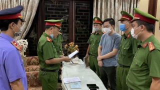 Chủ tịch Hội đồng quản trị chỉ đạo rao bán “vịt trời”