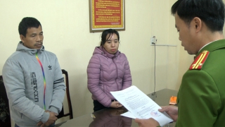 Khởi tố cặp vợ chồng sản xuất mì chính giả