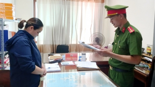 Nữ kế toán xã “rút ruột” ngân sách hơn 870 triệu đồng để tiêu xài