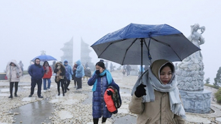 Miền Bắc chìm trong mưa rét, Nam Bộ trời nắng nóng