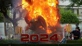 Chưa khai Hội hoa Xuân nhưng “cá chép hóa rồng” ở Nha Trang đã bị thiêu rụi