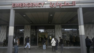 Binh sĩ Israel cải trang thành phụ nữ, đột kích bệnh viện ở Gaza