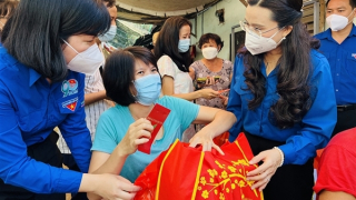 Chăm lo Tết cho công nhân, người lao động nghèo ở Bình Dương