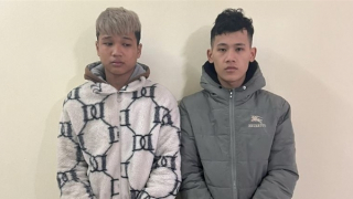 Truy bắt đến cùng 2 kẻ cướp điện thoại của thiếu nữ