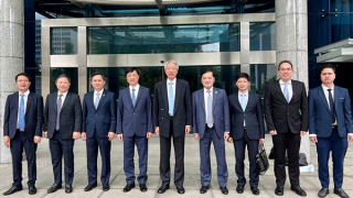 Tăng cường hợp tác trong lĩnh vực chuyển đổi số với Singapore