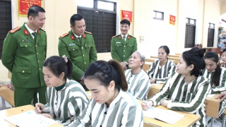 Tết đầm ấm đang đến gần ở Trại giam Thanh Phong