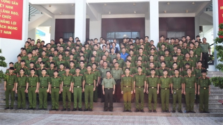 Tư vấn học nghề và hướng nghiệp cho 246 chiến sĩ nghĩa vụ CAND xuất ngũ