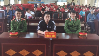 Bị xử phạt 45 tháng tù vì tàng trữ pháo nổ