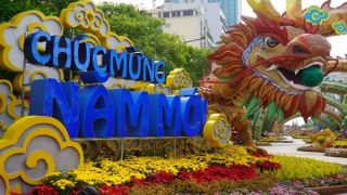 Đặc sắc đường hoa Nguyễn Huệ Tết Giáp Thìn 2024 tại TP Hồ Chí Minh