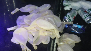 Kiểm tra Fieu Club lúc nửa đêm, phát hiện hàng chục nam nữ say sưa “bóng cười”