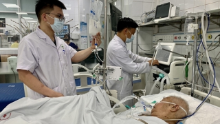 Hàng chục nghìn thầy thuốc trên cả nước ứng trực trong những ngày nghỉ Tết