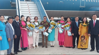 Đón chuyến bay "xông đất" đầu năm Giáp Thìn đến Khánh Hòa