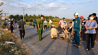 Hai xe máy va chạm trên đường huyện, 2 người thương vong