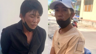 Truy bắt 2 đối tượng bỏ chạy, "lòi" ra xe trộm cắp và ma tuý