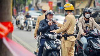 Xử phạt nghiêm các tài xế vi phạm nồng độ cồn khi đi khai Xuân