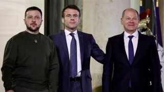 Ukraine kí thỏa thuận an ninh lịch sử với Pháp và Đức