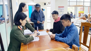 Ghi ở Trung tâm hành chính công Công an Thanh Hóa những ngày đầu năm