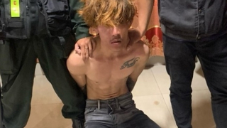 Bị bắt sau 4 giờ đâm người, cướp điện thoại